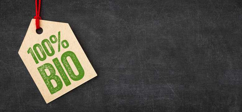 Tag on a blackboard - 100 percent Bio