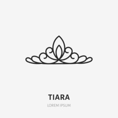 Tiara doodle line icon. Vector thin outline illustration of bridal diadem. Black color linear sign for vintage jewelry. © nadiinko