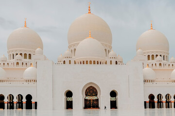 Exterior  photo of Abu Dhabi's beautiful landmark the Sheikh Zayed Mosque 