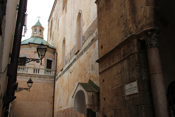 Fototapeta na wymiar medieval cathedral in monreale in sicily (italy)