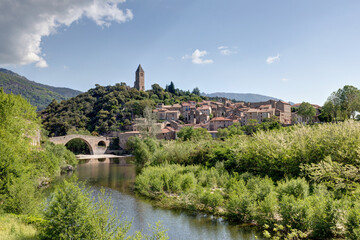 Village d'Olargues dans le département de l'Hérault en région Occitanie