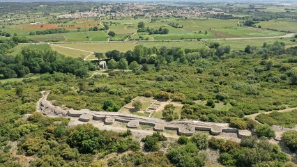 survol de la via domitia dans le Gard, sud de la France au bord du Vidourle