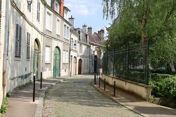 Vieille rue typique, ville de Bourges, département du Cher, France