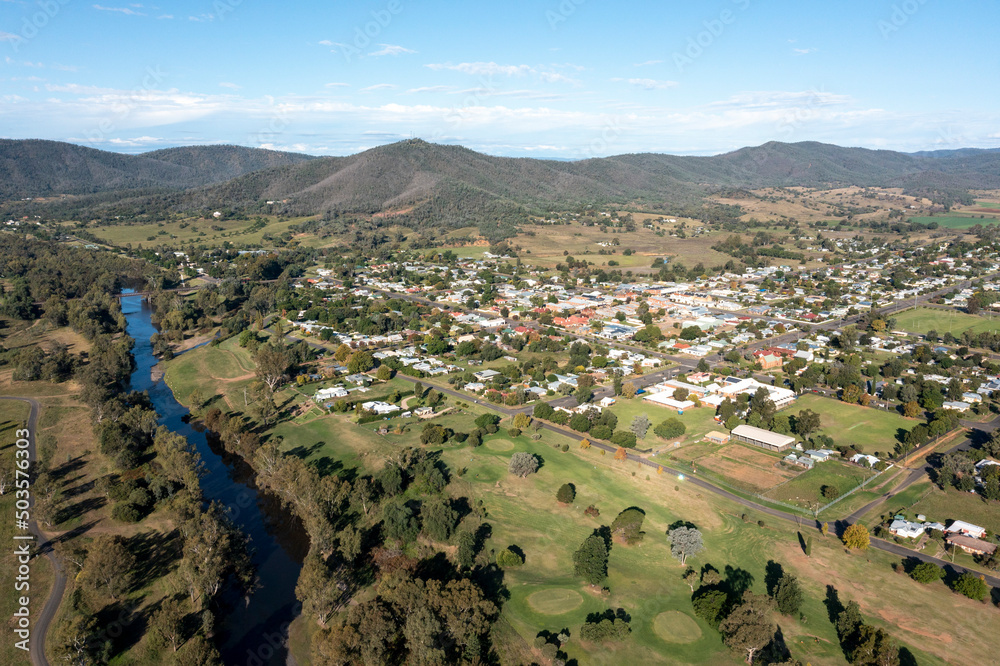 Wall mural the northern new south wales town of bingara on the gwydir river.
