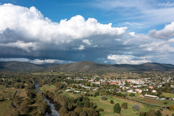 Fototapeta na wymiar The northern New South Wales town of Bingara on the Gwydir river.