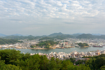 千光寺から撮影した尾道水道と都市景観