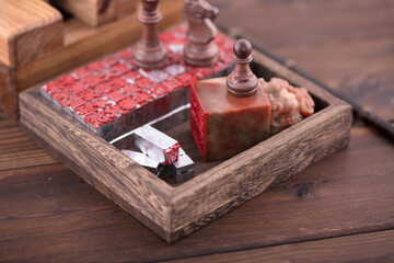 Typographic lettering and engraving table and chess