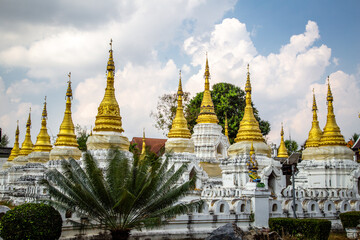 Wat Chedi Sao Lang in Lampang, Thailand