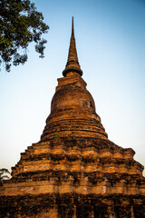 Fototapeta premium Wat Mahathat buddha and temple in Sukhothai Historical Park