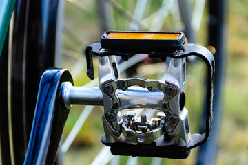 close up pedal and crank of fixed gear bike, old vintage bicycle
