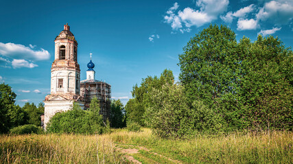 Fototapeta na wymiar old Orthodox church landscape