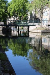 Obraz premium bridge over the river