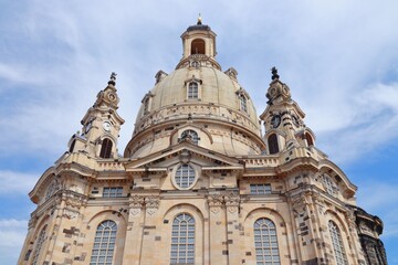 Fototapeta na wymiar Dresden Frauenkirche - landmark of Dresden, Germany