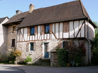 Fototapeta na wymiar Maison typique de Condat sur Vézère en Dordogne. Périgord Noir. France