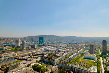 Obraz premium Aerial view of City of Zürich on a sunny spring day with blue cloudy sky background. Photo taken April 28th, 2022, Zurich, Switzerland.