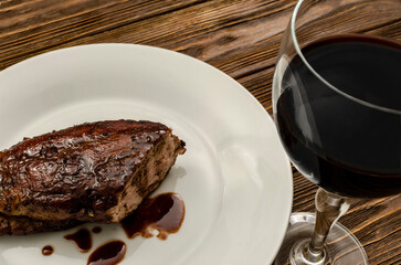 Roast meat with red wine