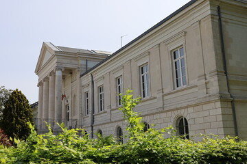 Le palais de justice, vue de l'extérieur, ville de Châteauroux, département de l'Indre, France
