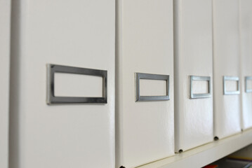 Dossiers rangés, archives