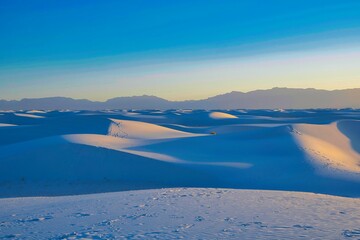 Obraz premium White Sand National Park is located in the state of New Mexico and completly surrounded by the White Sands Missle Range.