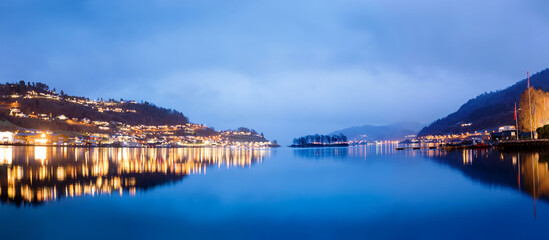 Fototapeta premium Reflejos en noruega