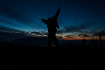 Atardecer en la montaña 