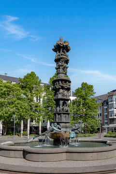 Historiensäule, Josef-Görres-Platz, Koblenz