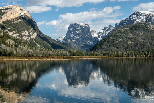 Squaretop Mountain, a prominent peak in the Wind River Range, re