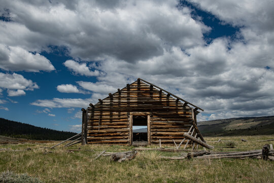 An old log cabin in the Wind River Range of Wyoming.