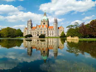 The New Town Hall (Neues Rathaus) in Hannover, Germany with reflection in the lake