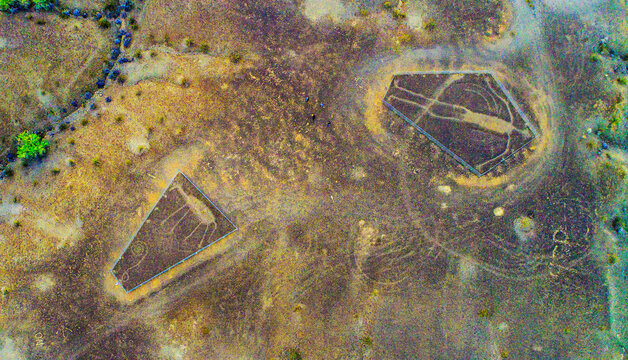 BLYTHE INTAGLIOS CARVED INTO CALIFORNIA DESERT