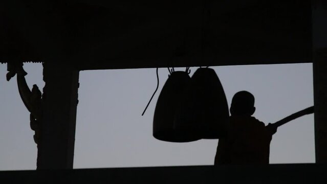 monk chimes 