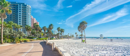 Papier Peint photo autocollant Clearwater Beach, Floride Belle plage de Clearwater avec du sable blanc en Floride USA