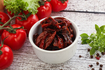Sun dried tomato with olive oil