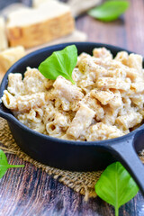   Gluten free Chickpea pasta.Fresh  low carb  high protein pasta rigatoni alla carbonara with  cream sauce  , becon  egg, parmesan cheese ,olive oil and black pepper) 