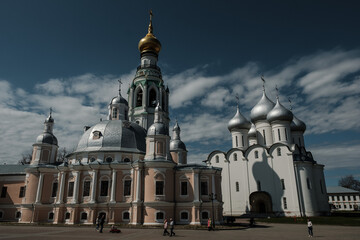 Fototapeta na wymiar View of the Vologda Kremlin's Voskresensky and Sofievsky Cathedrals
