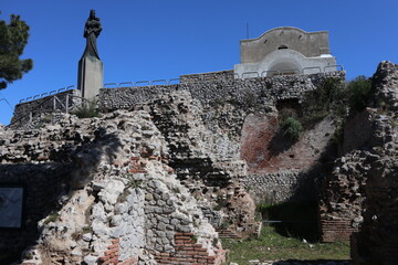 Capri - Santa Maria del Soccorso dai ruderi di Villa Jovis