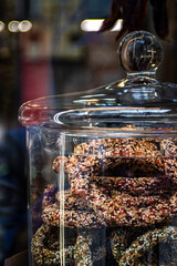  A good glass sweet jar