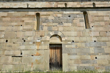 Mur roman de l'église de la Canonica. Corse