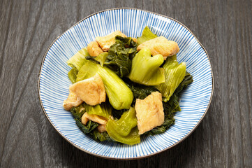 伝統野菜、播州こぶ菜と油揚の煮物