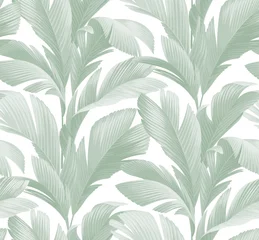 Vintage seamless pattern with tropical leaves in realistic style. Exotic plants. Vector botanical illustration. Foliage background for wallpaper, textile, wrapping paper and greeting card.