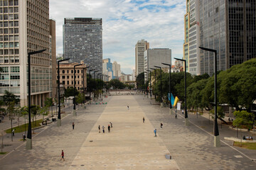 Anhangabau Valley and Mirante do Vale Building in the background, historic center of Sao Paulo, Brazil - Vale do Anhangabaú e Mirante do Vale ao fundo, centro histórico de São Paulo