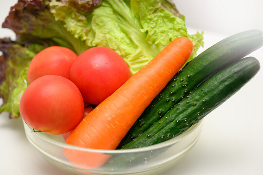 健康イメージに使いやすいキッチンの野菜 アップ