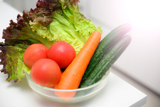 健康イメージに使いやすいキッチンの野菜 アップ