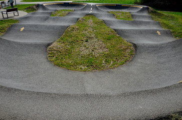 bike path in the car park Pumping (moving up and down) is used instead of pedaling and bouncing to...