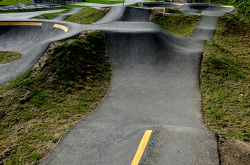 bike path in the car park Pumping (moving up and down) is used instead of pedaling and bouncing to...