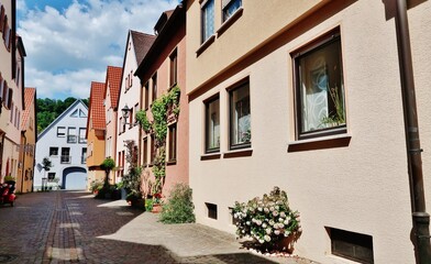 Fototapeta na wymiar Altstadtgasse in Karlstadt am Main, Franken