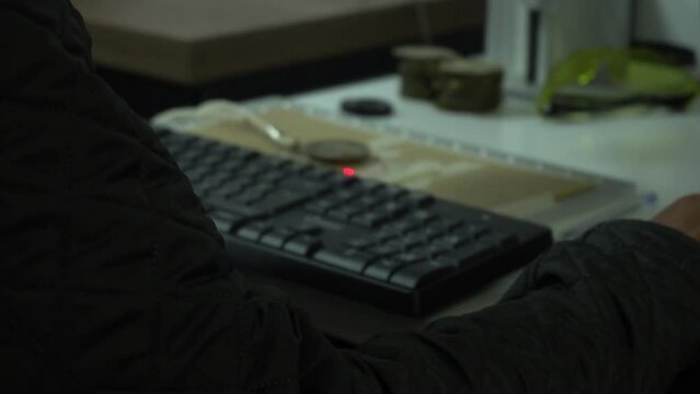 operating laser machine