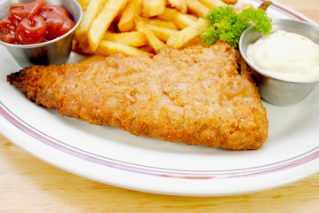 Crispy Breaded Cod Served with Fried Chips 	