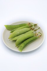 緑が鮮やかな新鮮なグリンピース