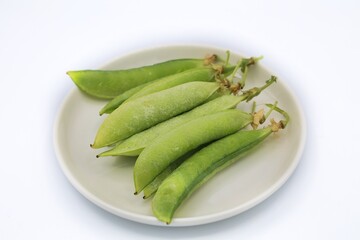 緑が鮮やかな新鮮なグリンピース